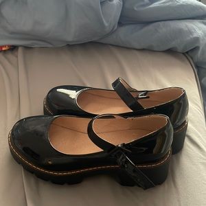 Black Mary Jane heels